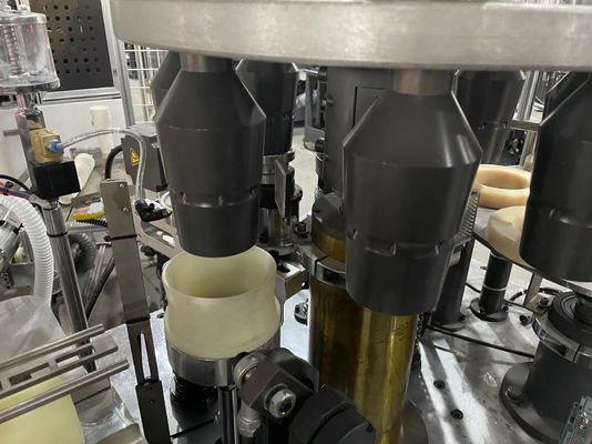 Полностью автоматическая машина для изготовления бумажных чашек 70-90 штук/мин Высокоскоростная машина для изготовления бумажных чашек с дизайном